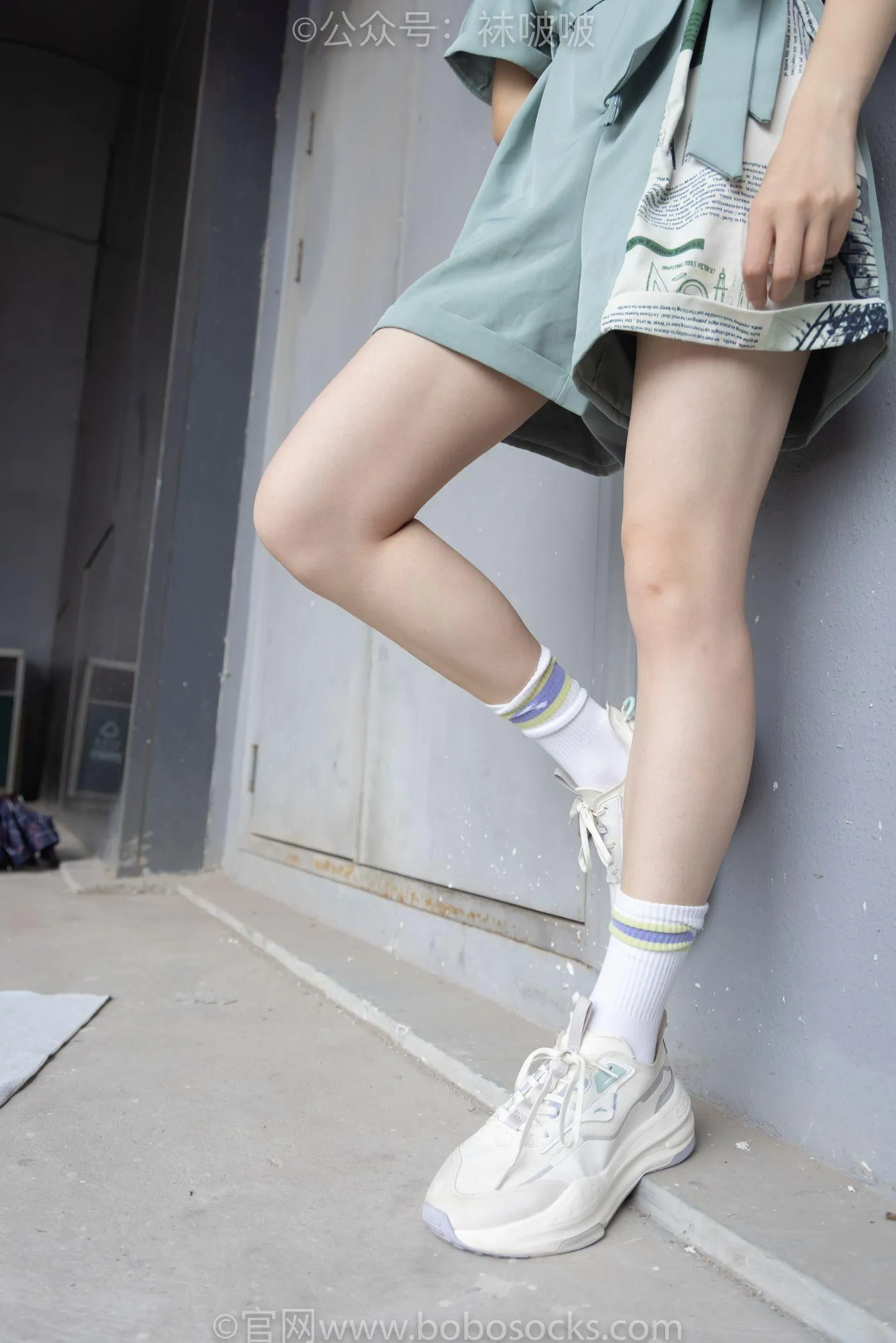 [BoBoSocks袜啵啵]NO.025 熊熊-安踏运动鞋、白色棉袜（踩脏）、裸足 [146P]插图6